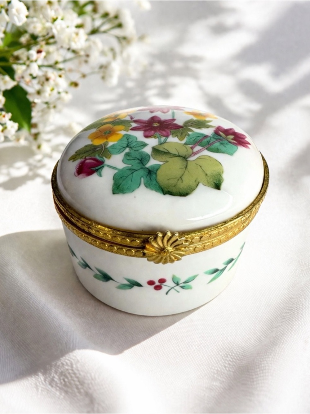 Mikasa Summer Symphony Floral Porcelain Trinket Box Gold Tone Hinged Jewelry Box